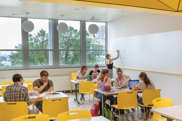 Étudiants en classe